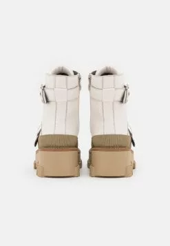 Prix Discount Alma en Pena Bottines à lacets rond femme -Alma en Pena Soldes 3cfec82cf15a40669769e3498d9262a9