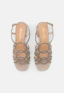 Alma en Pena Prix Abordable Sandales sandales et nu-pieds ouvert femme 14 Alma en Pena Prix Abordable Sandales sandales et nu-pieds ouvert femme -Alma en Pena Soldes 7a73a8358e3343adacf66453b3ce3452