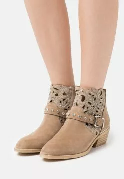 Alma en Pena Boots Ă talons Remise En Ligne bottines rond femme