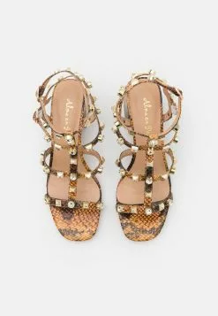 Alma en Pena qualité absolue Sandales sandales et nu-pieds ouvert femme -Alma en Pena Soldes 8fe7c89ec6a648138ad4876118881f98