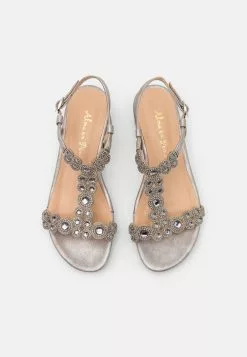 Alma en Pena Sandales compensées Prix De Rêve sandales et nu-pieds ouvert femme 14 Alma en Pena Sandales compensées Prix De Rêve sandales et nu-pieds ouvert femme -Alma en Pena Soldes 9b2ef18d2d11474d8080e627e6b6e0bc