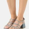 Alma en Pena Sandales Prix Gelé sandales et nu-pieds ouvert femme -Alma en Pena Soldes b2735fddafa74ef3b30e607195d47bf4