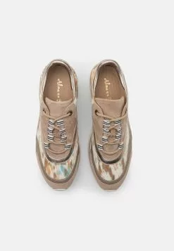 Alma en Pena Prix Distinctifs Baskets basses sneakers rond femme -Alma en Pena Soldes bcadd023ef58408aa80c6f5ba7ba4b0c