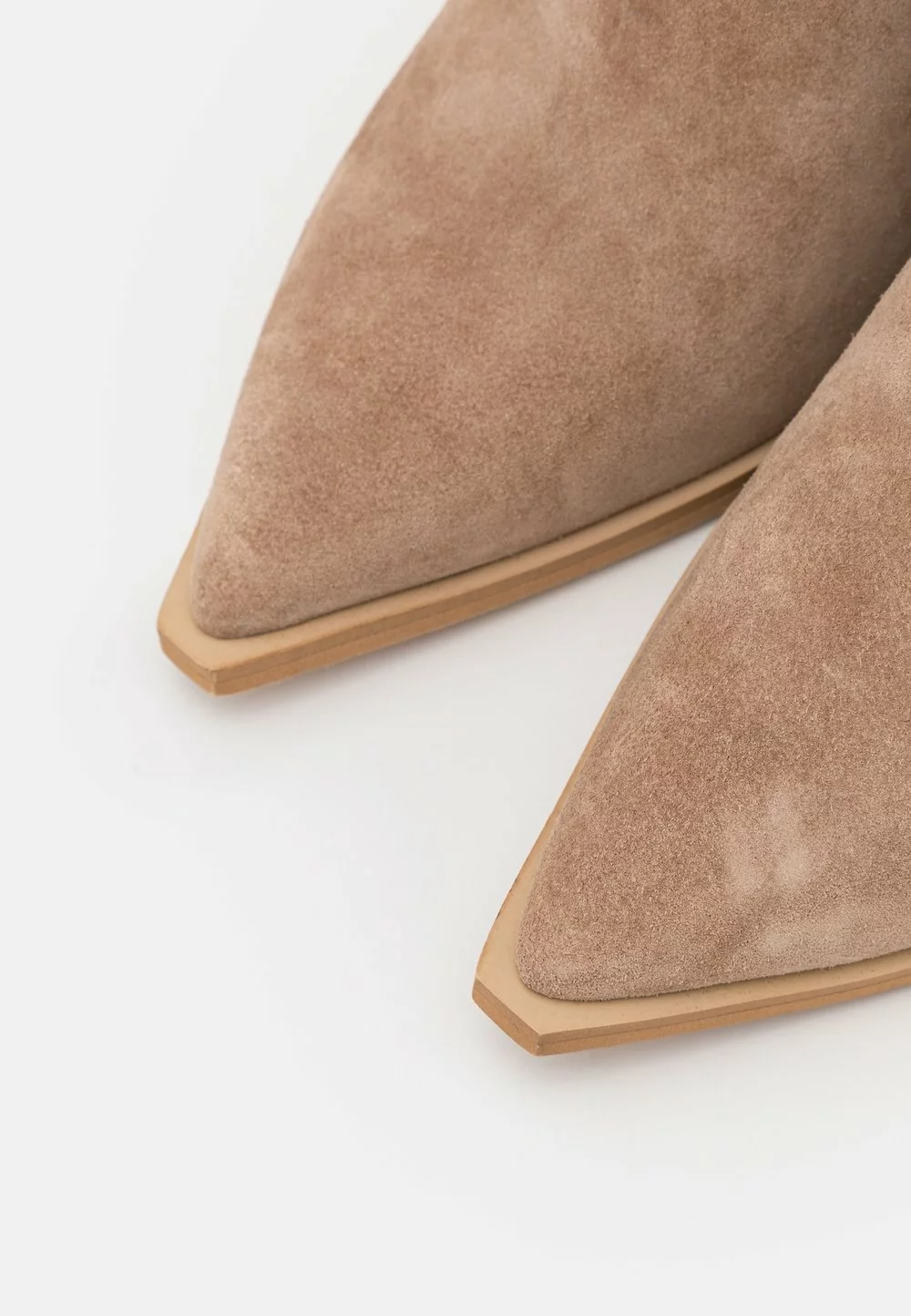 Soldes Alma en Pena Cuissardes bottes pointu femme 8 Soldes Alma en Pena Cuissardes bottes pointu femme – Image 6