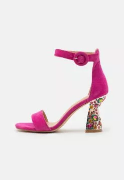 Alma en Pena Prix Préférentiel Sandales sandales et nu-pieds ouvert femme -Alma en Pena Soldes e960e1094d7c47f69e6af0c61d2d57ca 1