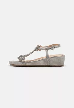 Alma en Pena Sandales compensées Prix De Rêve sandales et nu-pieds ouvert femme 10 Alma en Pena Sandales compensées Prix De Rêve sandales et nu-pieds ouvert femme -Alma en Pena Soldes ef28e89636304816b45c71d14f7ae09c